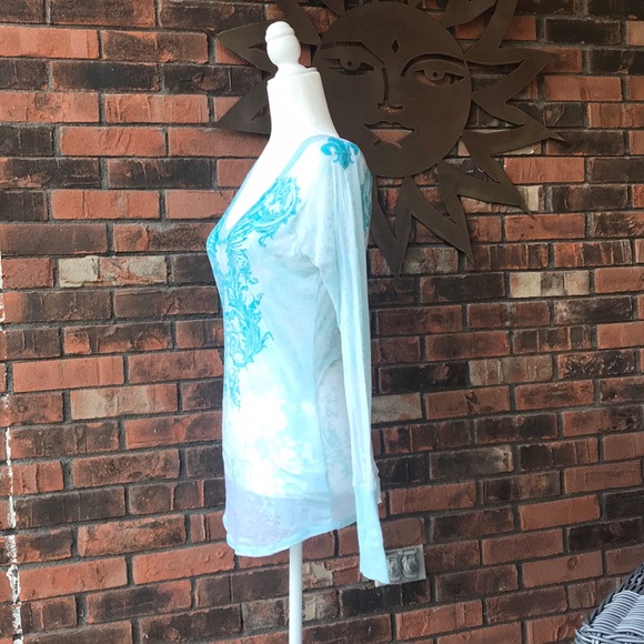 Long sleeved, turquoise burnout shirt - Picture 2 of 5